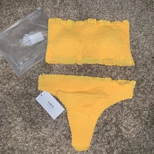 Two piece bikini set !